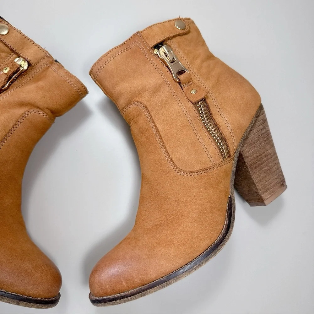 Aldo Womens 9 Suede Leather Heeled Ankle Bootie Brown Color - Picture 10 of 15